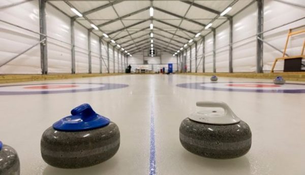 Curlingin alkeiskurssi kahdelle ja yksi pelailuvuoro | Säästä 60 % | Turku