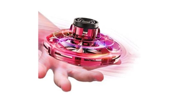 Lentävä LED fidget spinner | Säästä nyt 68 %