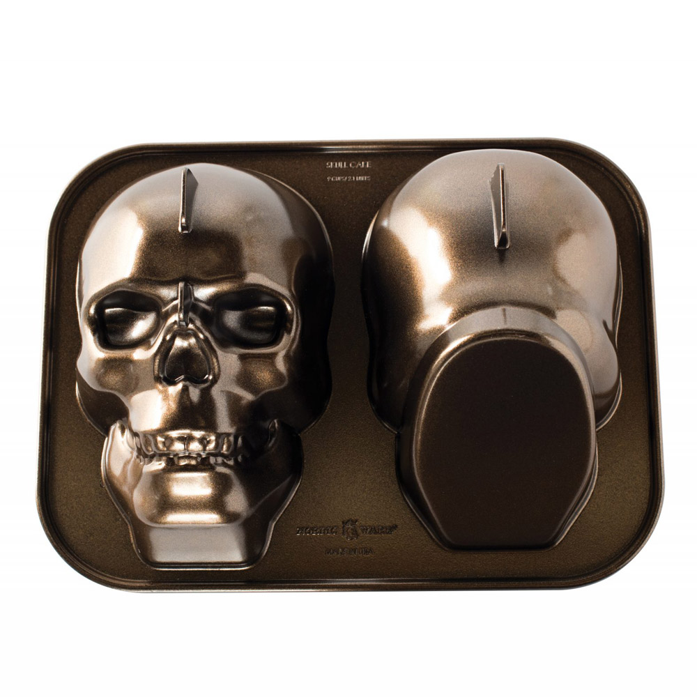 Nordic Ware Pääkallovuoka - Haunted Skull Cake Pan