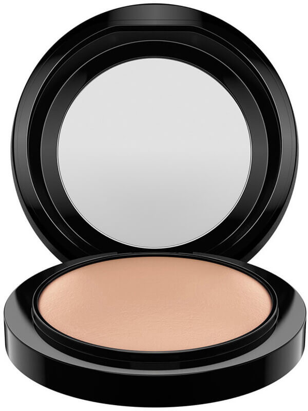 MAC Mineralize Skinfinish/ Natural Medium Dark