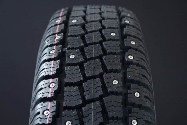 175/80R13 HANKOOK W401 C-DÄCK DUBB