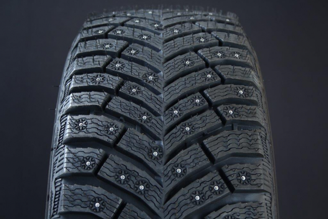 225/50R17 MICHELIN X-ICE NORTH 4 DUBB RUNFLAT