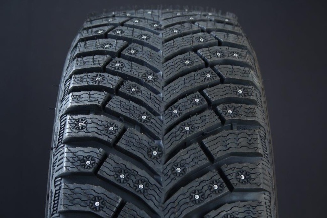 245/35R20 MICHELIN X-ICE NORTH 4 XL DUBB