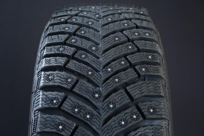 295/40R20 MICHELIN X-ICE NORTH 4 SUV DUBB DOT2018