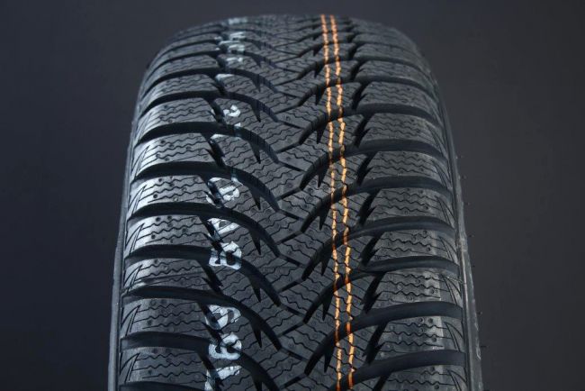 145/80R13 KUMHO WINTERCRAFT WP51 FRIKTION