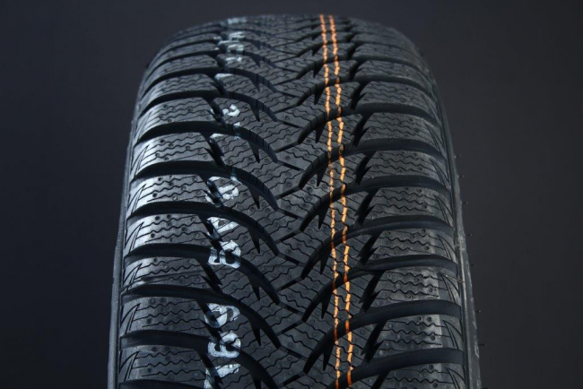 195/55R16 KUMHO WINTERCRAFT WP51 FRIKTION RUNFLAT