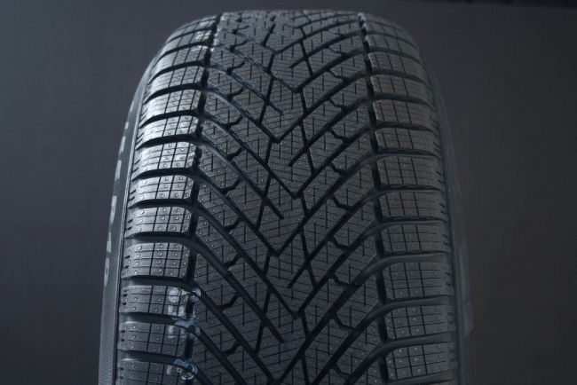 205/55R16 PIRELLI CINTURATO WINTER 2 FRIKTION