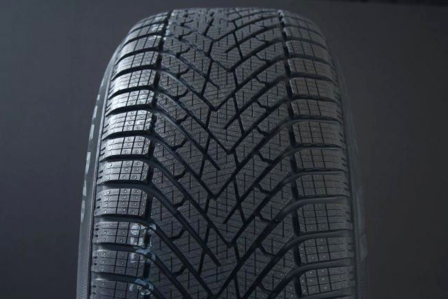 225/60R18 PIRELLI SCORPION WINTER 2 FRIKTION