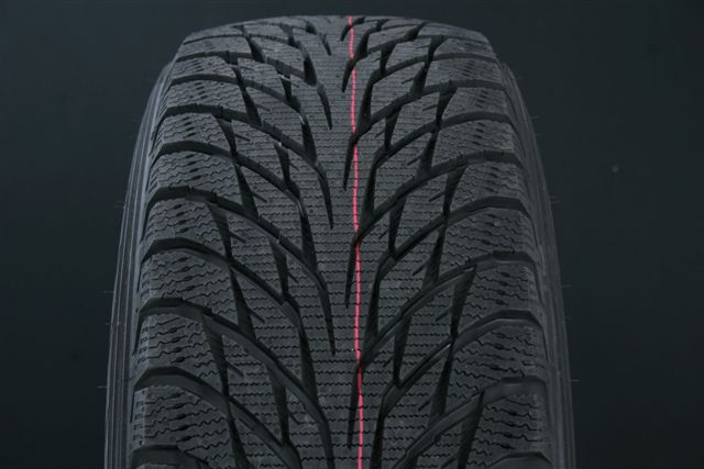 235/60R18 NOKIAN HAKKAPELIITTA R2 FRIKTION OUTLET