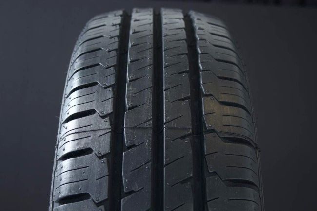 155/80R13 HANKOOK VANTRA LT RA18 C-DÄCK