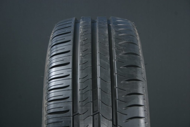 165/70R14 MICHELIN ENERGY SAVER + GRNX