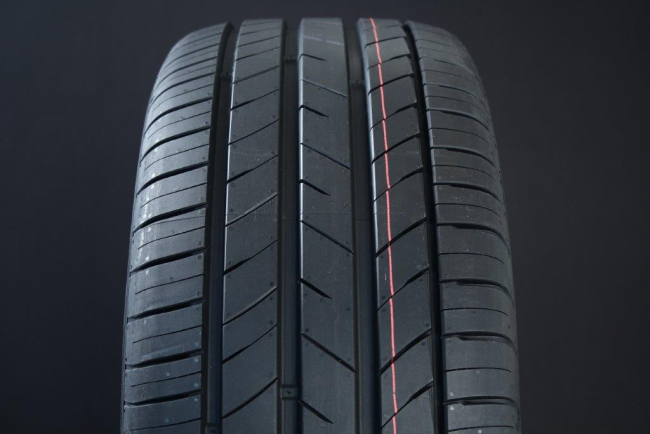 175/65R14 KUMHO ECSTA HS52