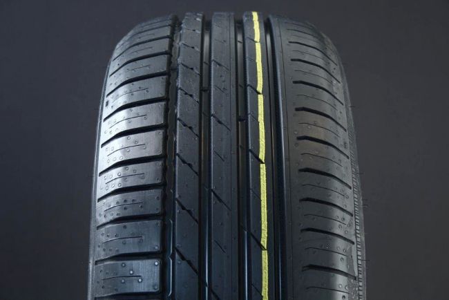 185/60R15 NOKIAN WETPROOF 1