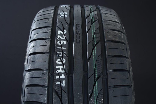 195/45R16 KUMHO ECSTA PS31