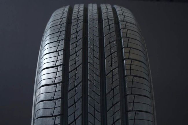 215/65R16 HANKOOK DYNAPRO HP2 RA33