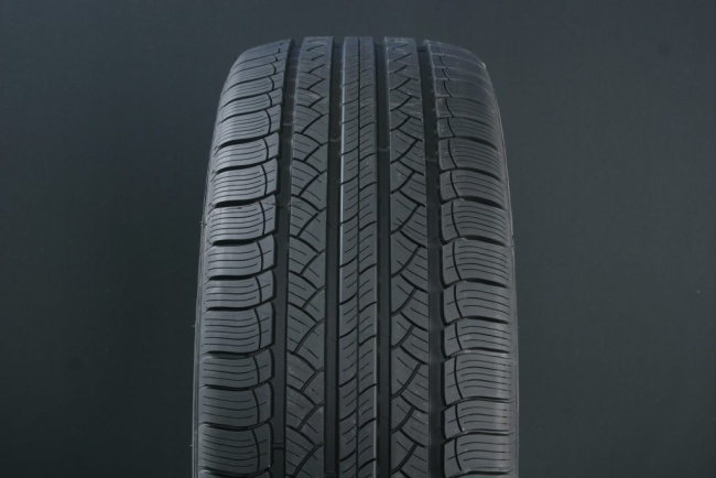 215/65R16 MICHELIN LATITUDE HP TOUR