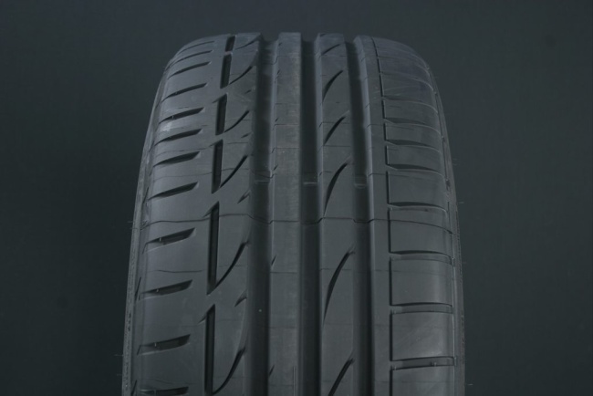 205/45R17 BRIDGESTONE POTENZA S001