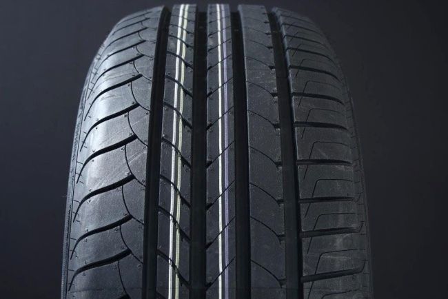 235/55R17 GOODYEAR EFFICIENTGRIP