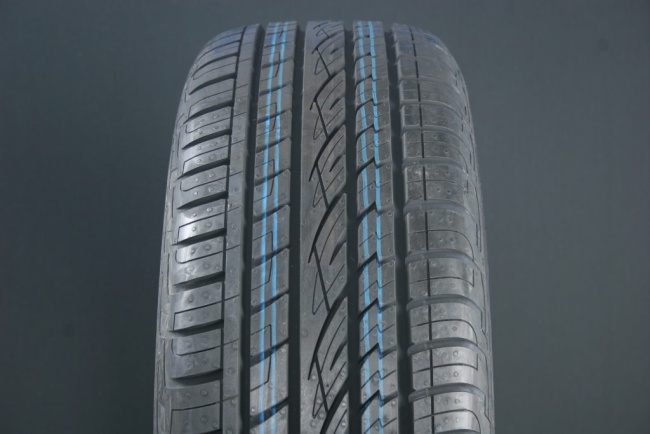 235/65R17 CONTINENTAL CROSS CONTACT UHP