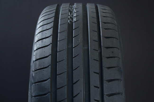 235/45R18 LINGLONG SPORT MASTER EV