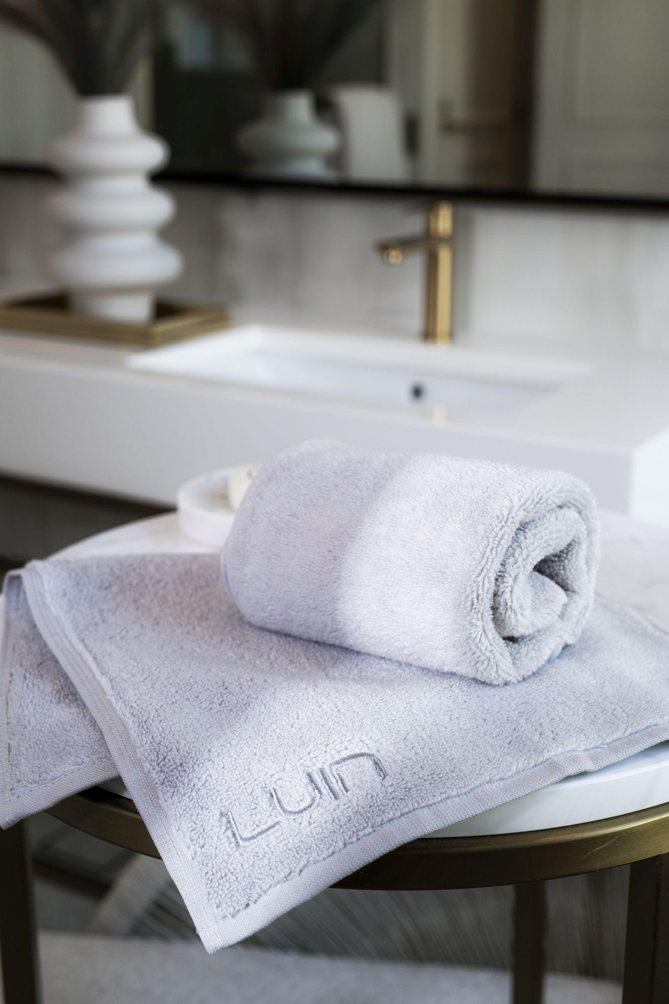 Luin Living Facial Towel 30×50 cm Pearl Grey