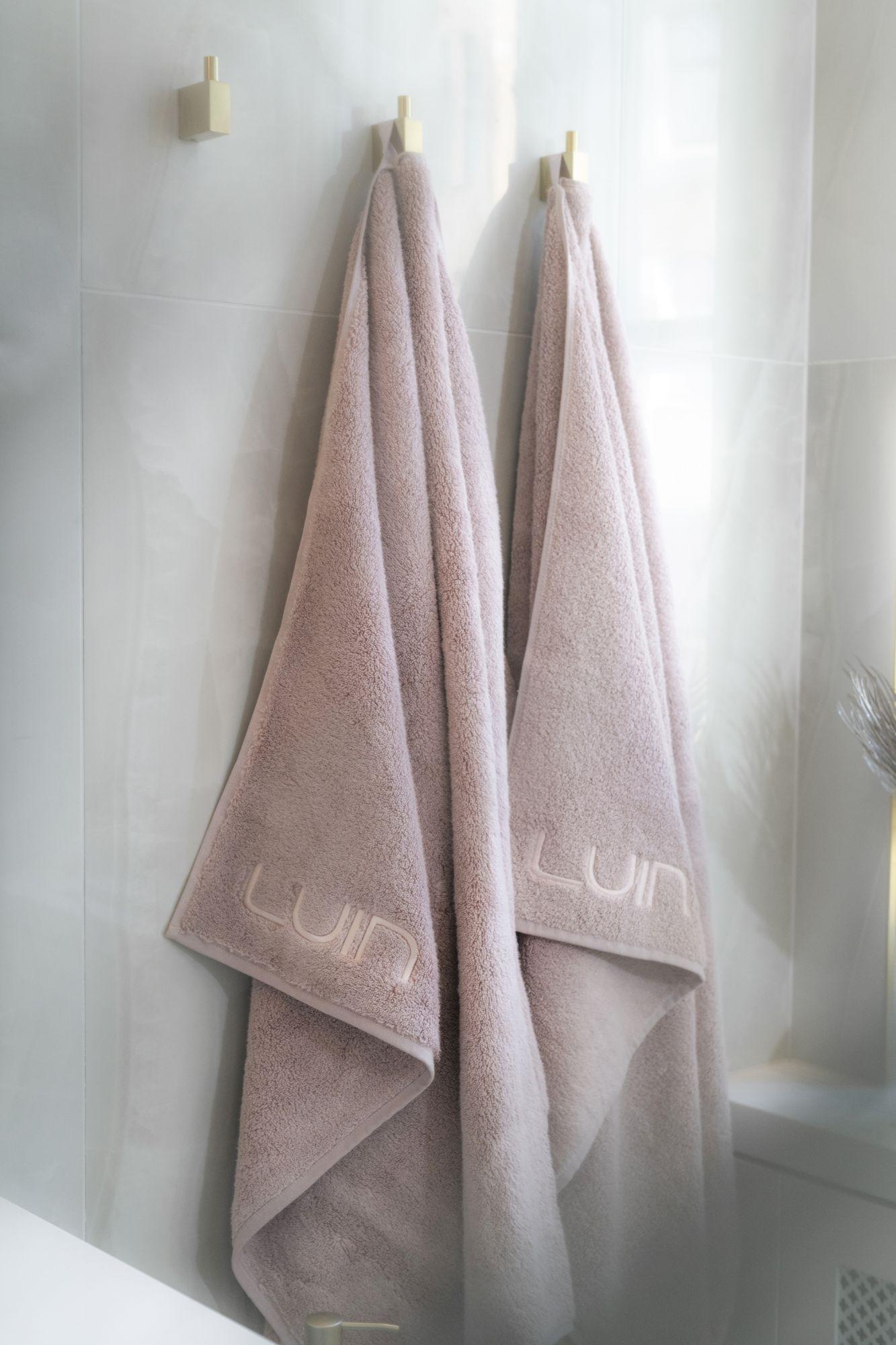 Luin Living Bath Towel 70×140 cm Dusty Rose