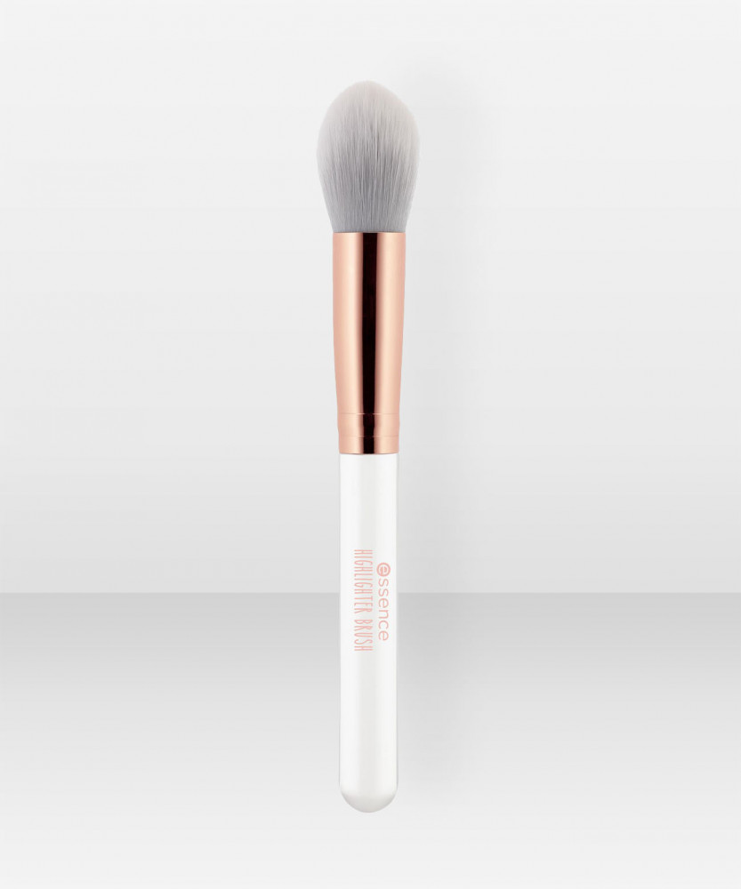 essence HIGHLIGHTER BRUSH