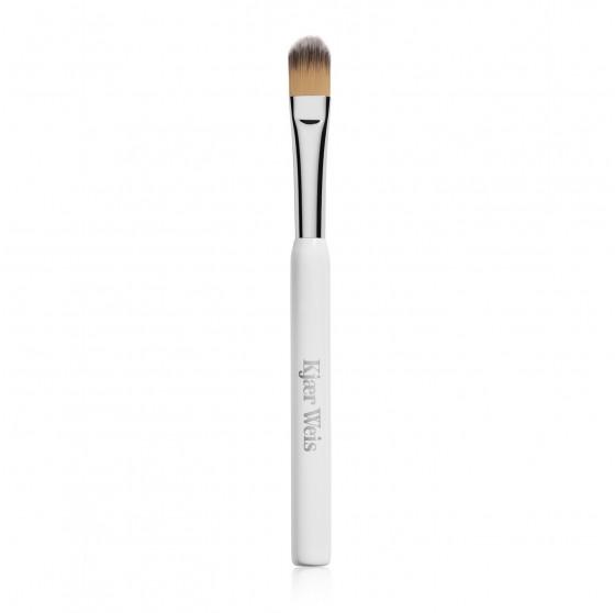 Kjaer Weis Foundation/Concealer Brush -Meikki- ja Peitevoidesivellin